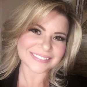 Meet your Posher, Stacey